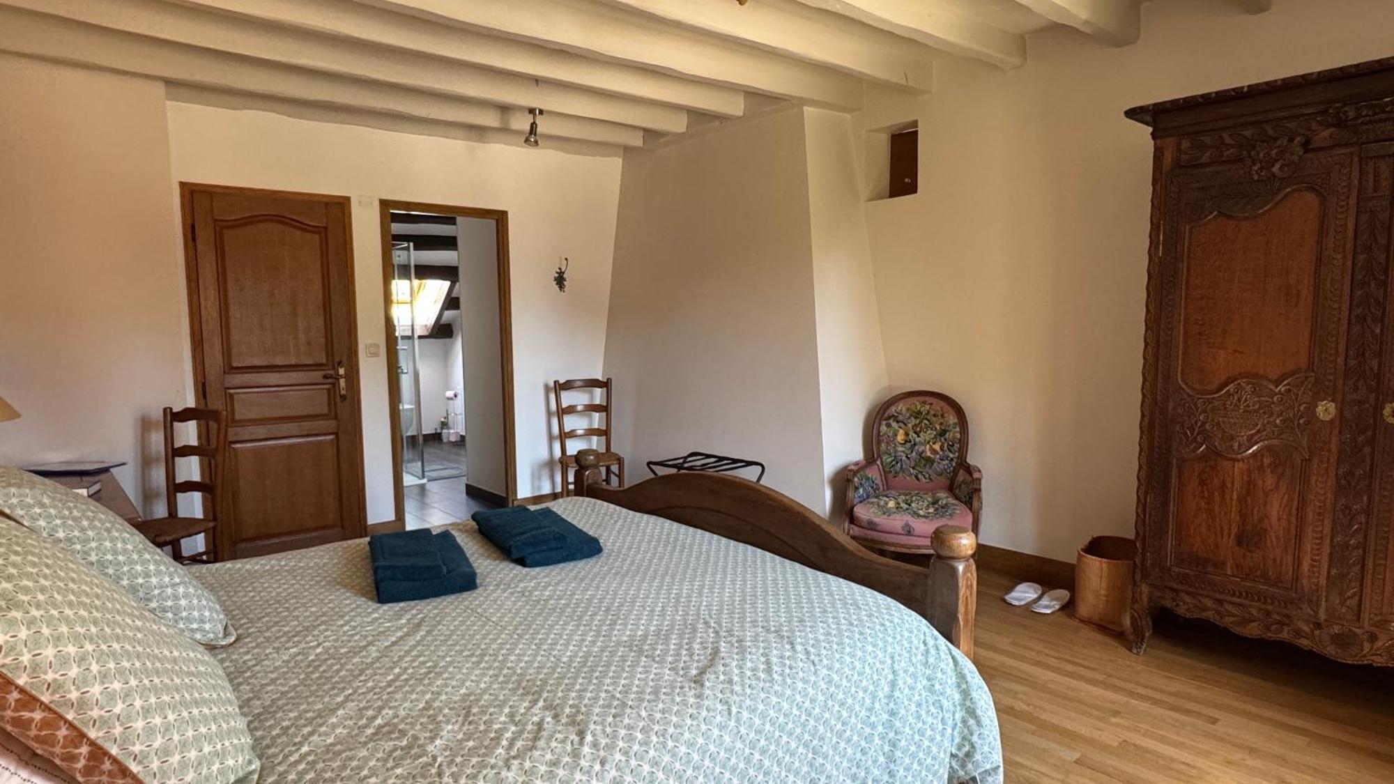 Maison Forte Perreuse Treigny Exterior foto